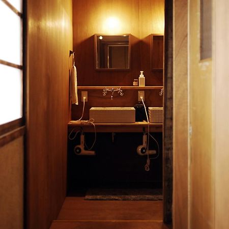 Osaka Hostel Kai Екстер'єр фото
