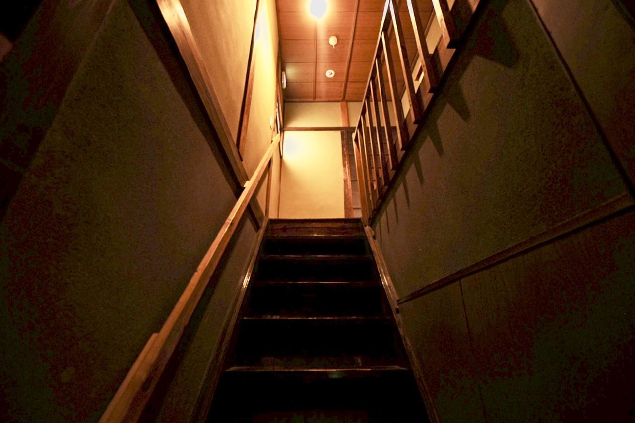 Osaka Hostel Kai Екстер'єр фото