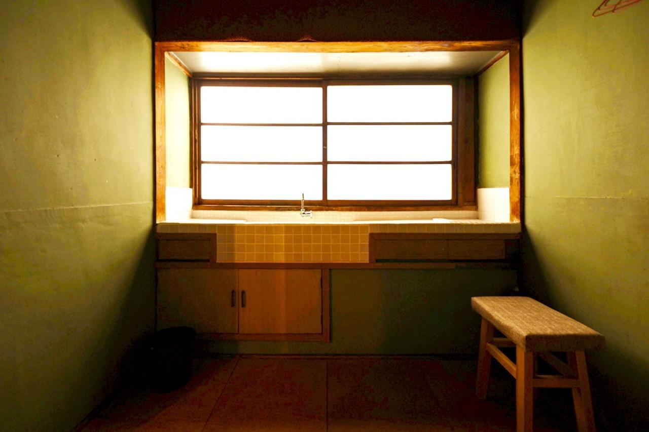 Osaka Hostel Kai Екстер'єр фото