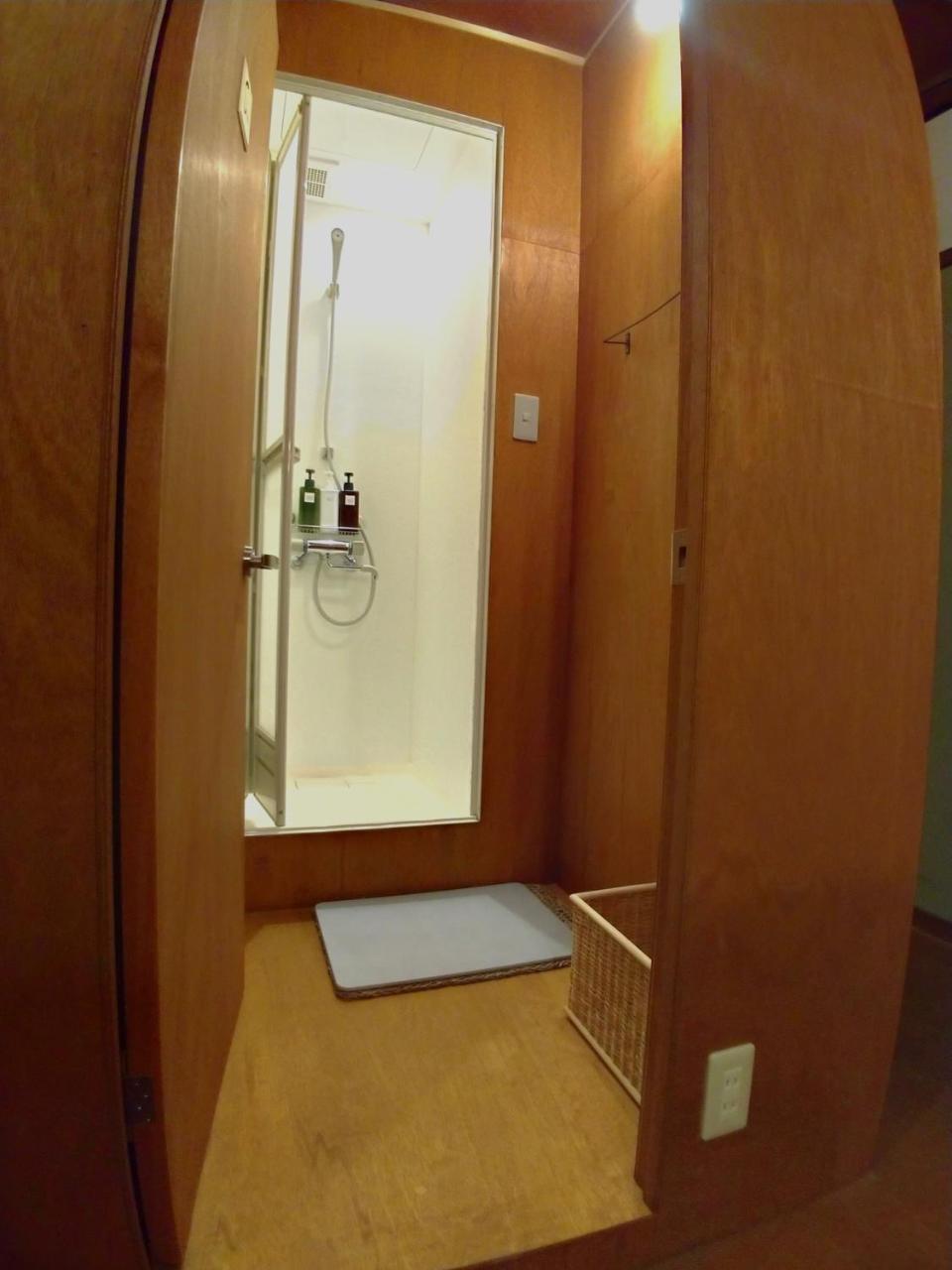 Osaka Hostel Kai Екстер'єр фото