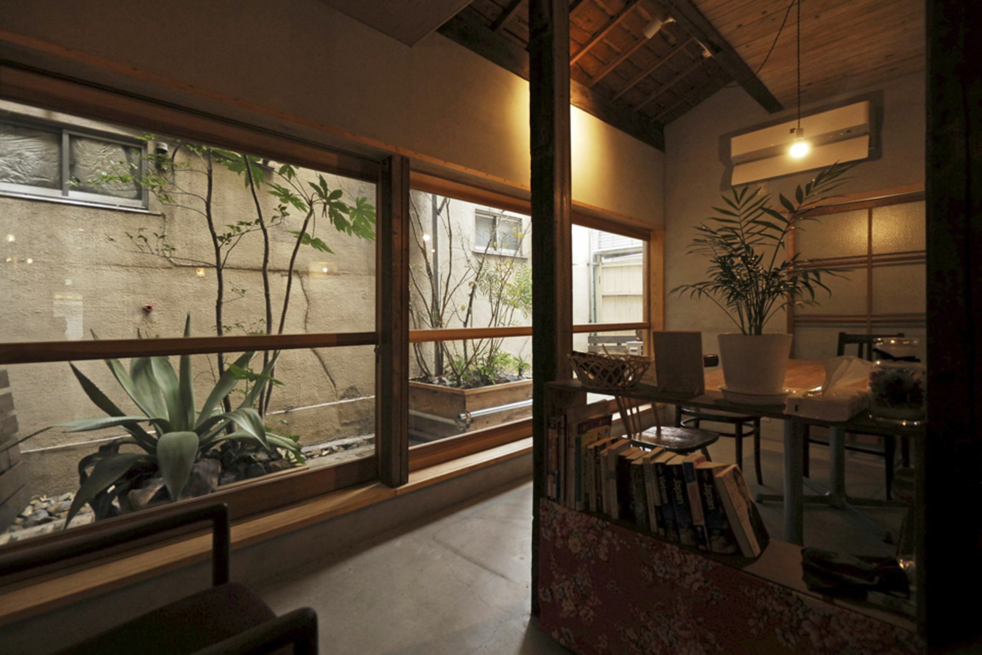 Osaka Hostel Kai Екстер'єр фото