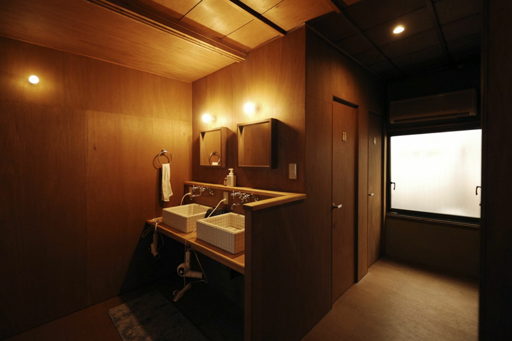 Osaka Hostel Kai Екстер'єр фото